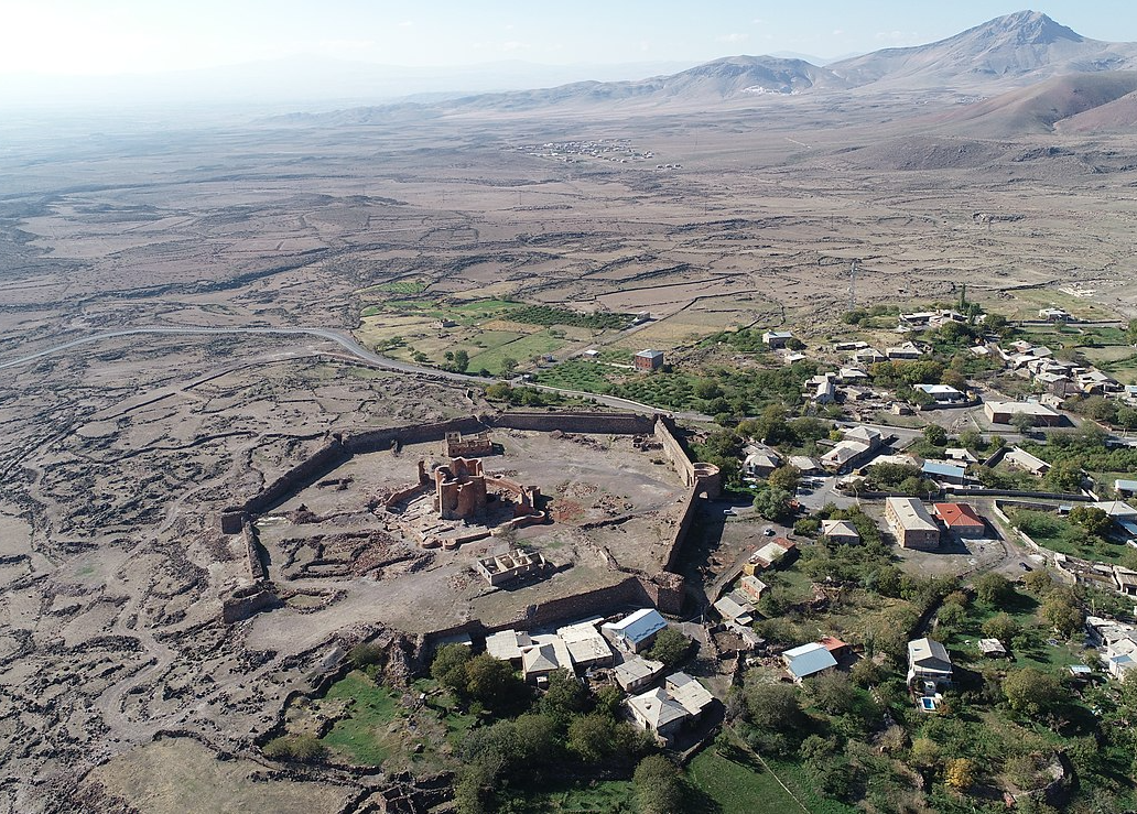 Lecture: “Challenges of Restoring and Musealizing the Dashtadem Fortress”