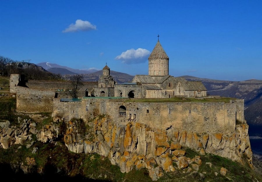 This work offers a new perspective on the Tatev Monastic Complex and on Syunik as a whole, since its primary aim and objective has been to elucidate the medieval “mission” of Tatev Monastery as a spiritual and cultural center of Syunik.